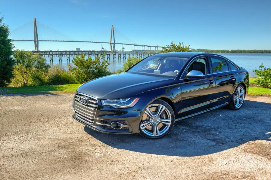 Premium Luxury Car Rental in Louisville, KY